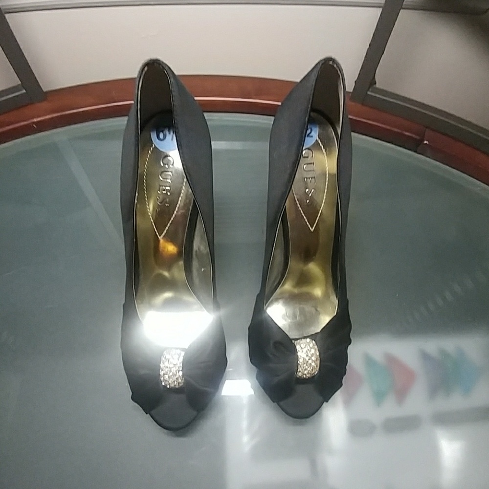 Guess heels